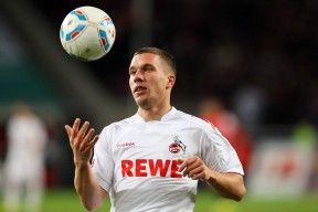 爱游戏ayx-PSG年轻球员成长空间巨大，psg足球队